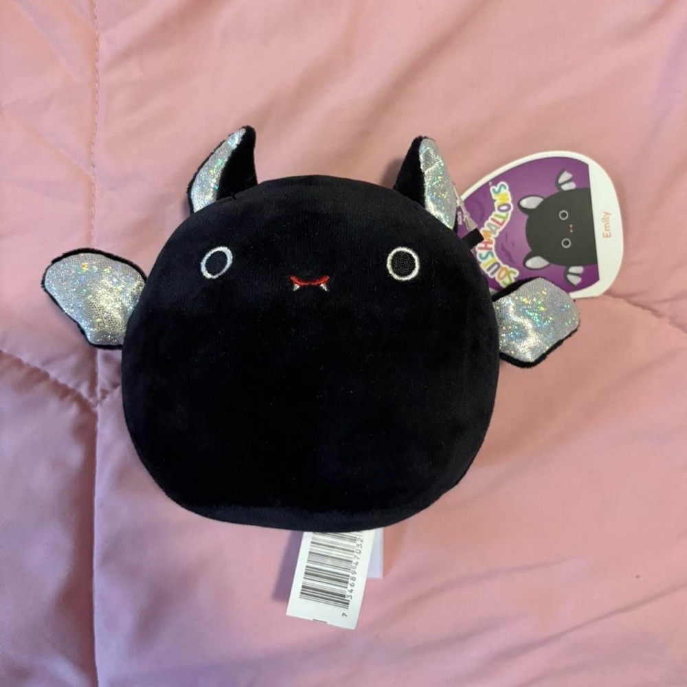 4.5" "Emily the Black Bat" Squishmallow Plush! Halloween 2021!